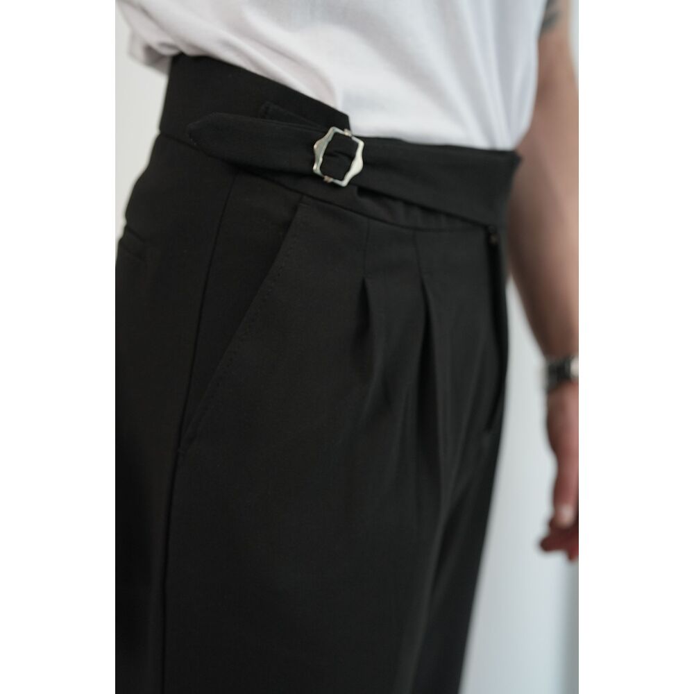 Siyah Çift Tokalı İtalyan Kesim Pileli Kumaş Pantolon