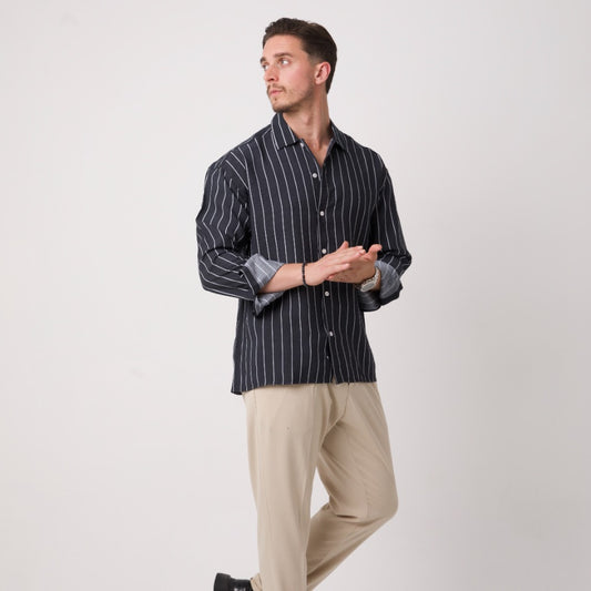 Siyah Beyaz Çizgili Erkek Gömlek